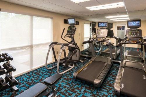 Fairfield Inn & Suites by Marriott Nashville at Opryland - image 10
