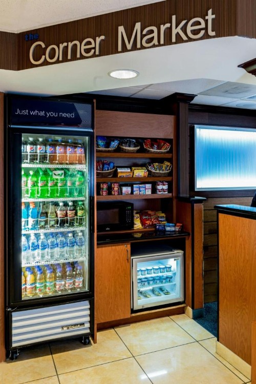 Fairfield Inn & Suites by Marriott Nashville at Opryland - image 2