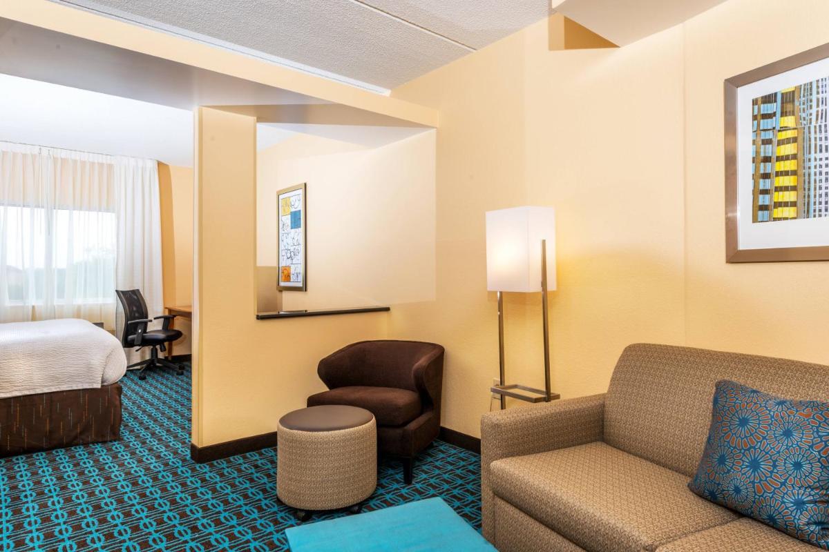 Fairfield Inn & Suites by Marriott Nashville at Opryland - image 4