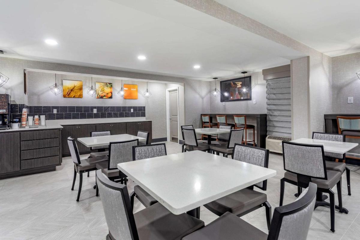 Comfort Inn Nashville – Opryland Area - image 2