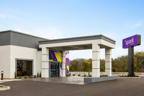 Quality Inn Opryland Area - image 6