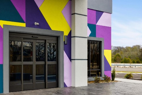 Quality Inn Opryland Area - image 9