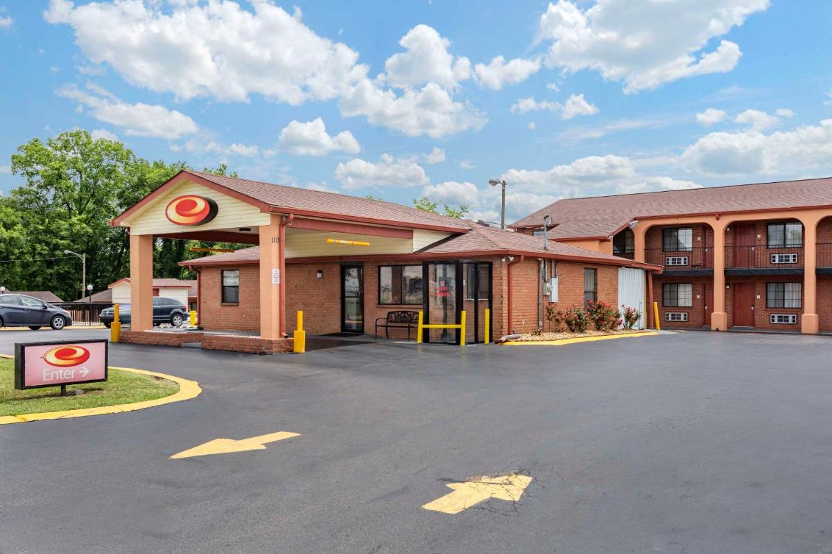 Econo Lodge North - main image