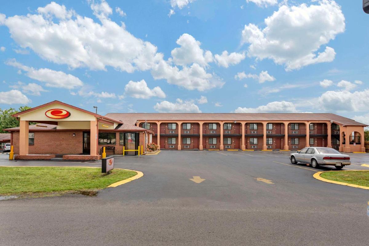 Econo Lodge North - image 3