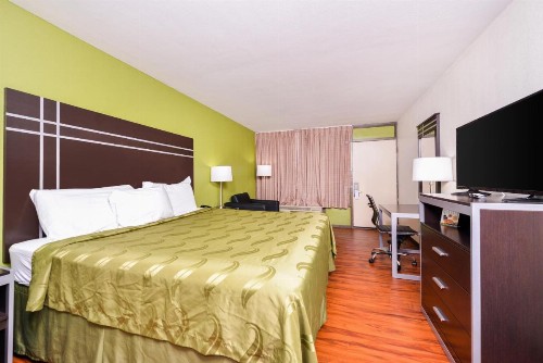 Americas Best Value Inn-Nashville/Airport South - image 11