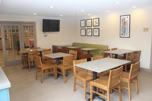 Country Inn & Suites by Radisson Nashville TN - image 17