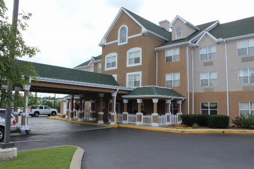 Country Inn & Suites by Radisson Nashville TN - image 5