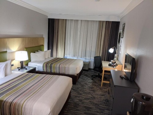 Country Inn & Suites by Radisson Nashville TN - image 6