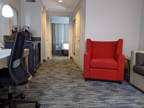 Country Inn & Suites by Radisson Nashville TN - image 9