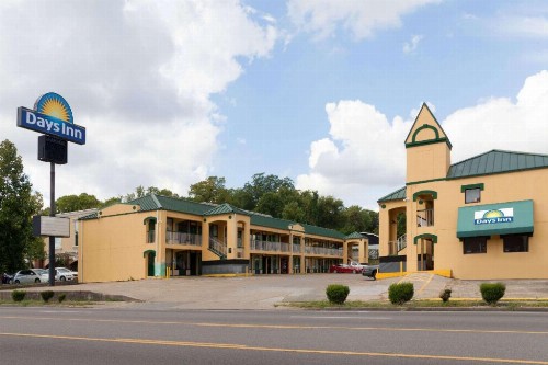 Days Inn by Wyndham Nashville Saint Thomas West Hospital - image 12