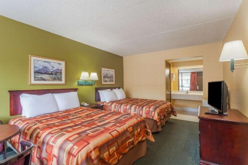 Days Inn by Wyndham Nashville Saint Thomas West Hospital - image 19