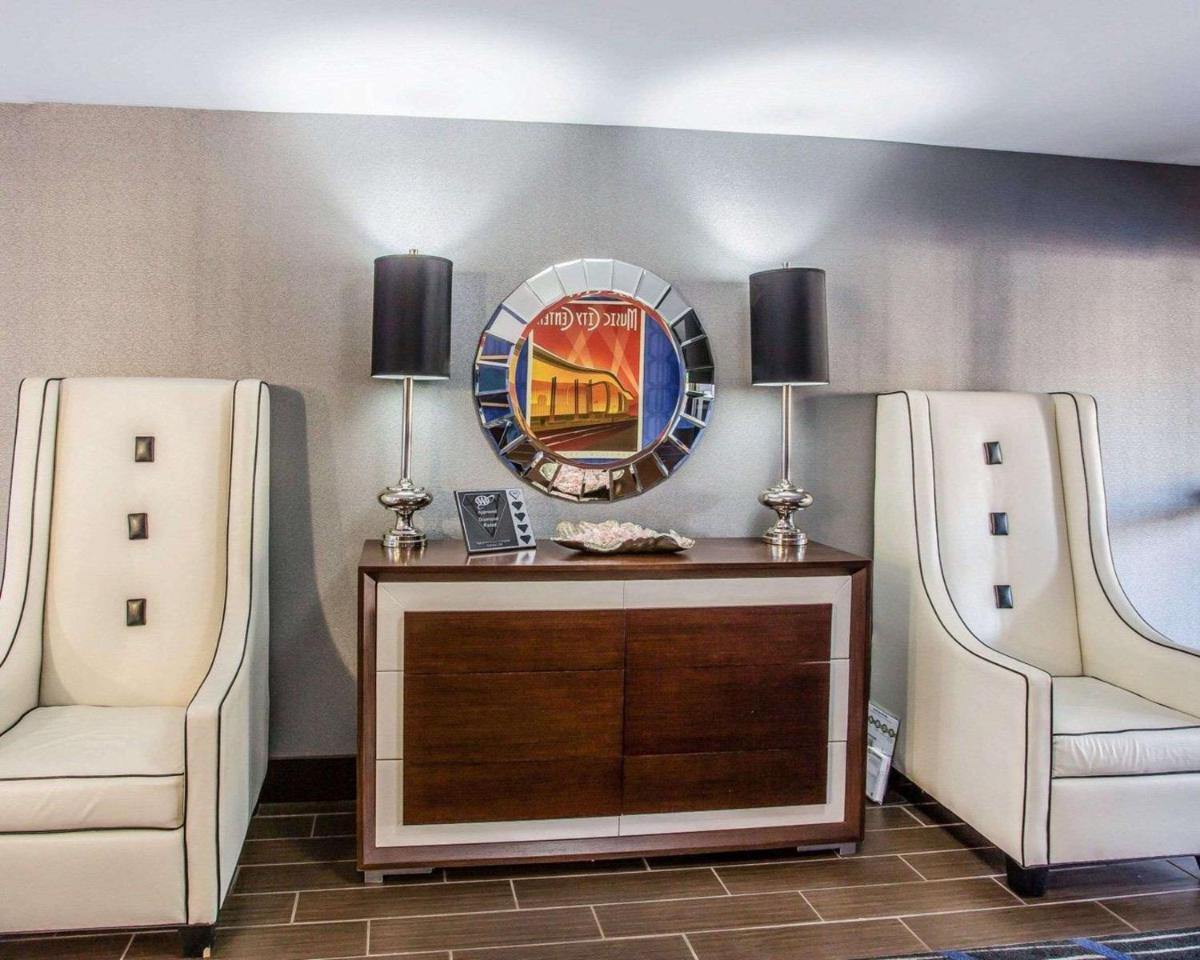 Quality Suites Nashville Airport - image 5