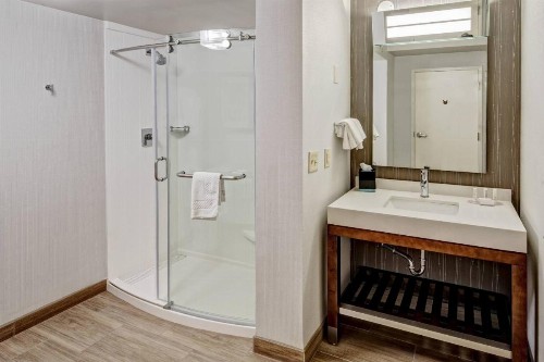 Courtyard by Marriott Nashville Vanderbilt West End - image 8