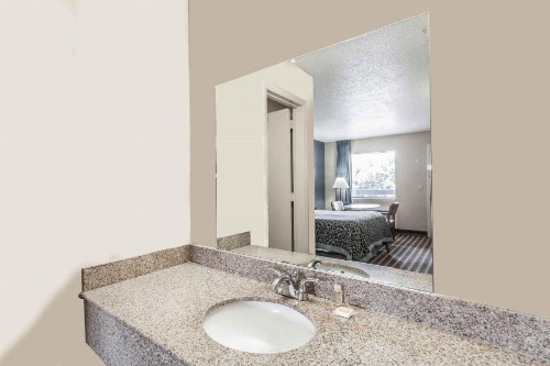Days Inn by Wyndham Nashville N Opryland/Grand Ole Opry - image 23
