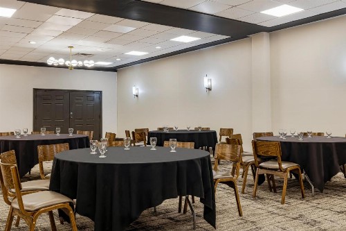 Hotel Preston Nashville Airport - image 21