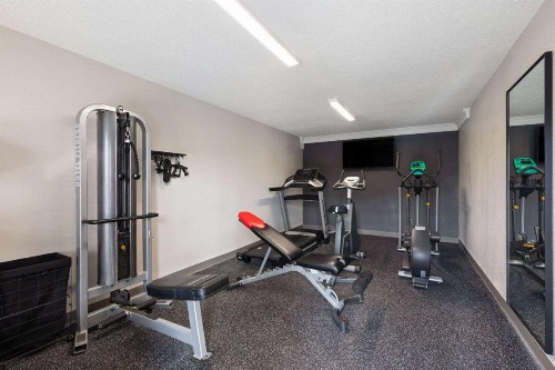 Baymont by Wyndham Nashville Airport - image 15