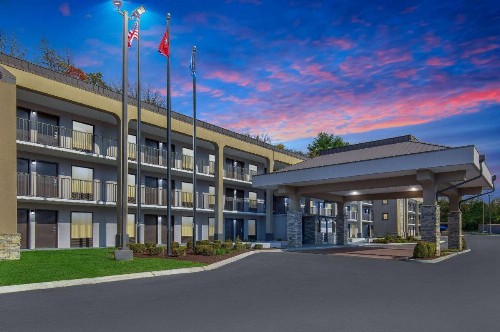 Baymont by Wyndham Nashville Airport - image 20
