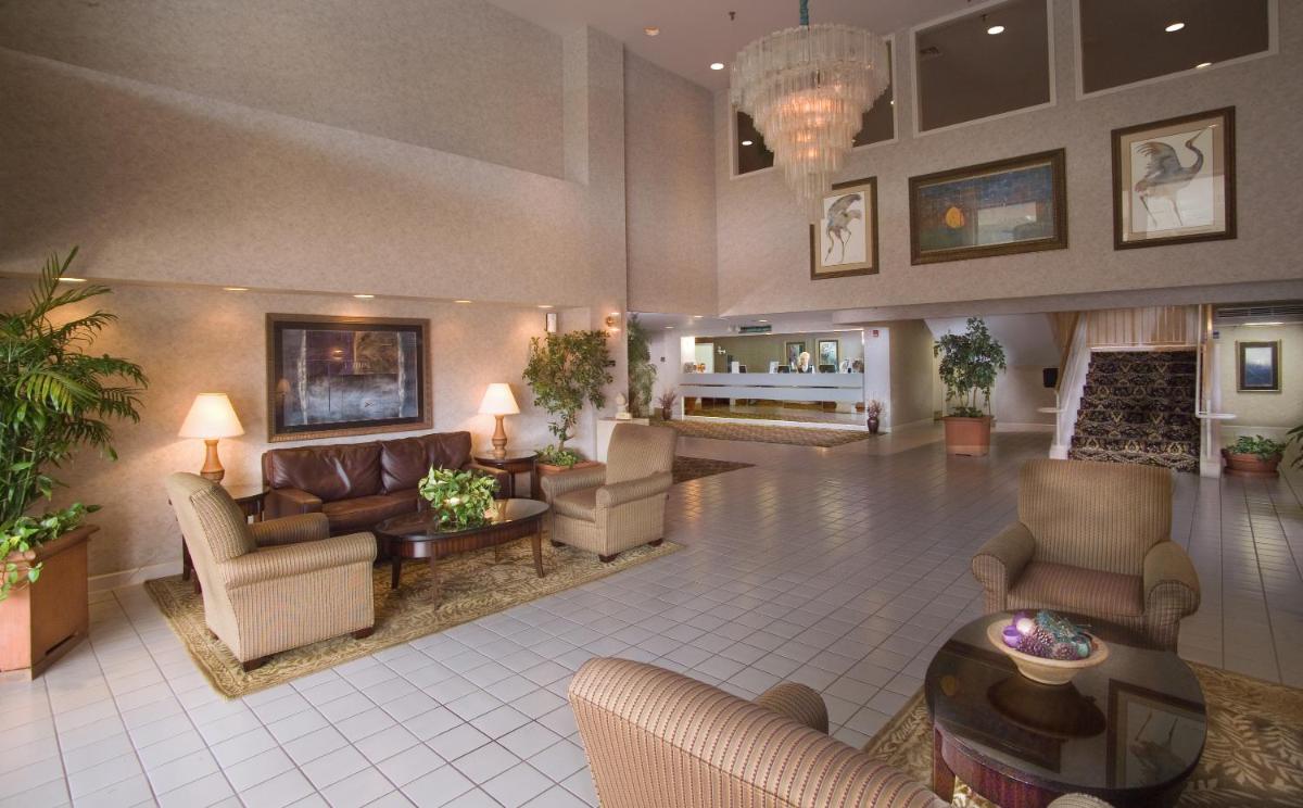 Ramada by Wyndham Nashville/Music Valley - image 4