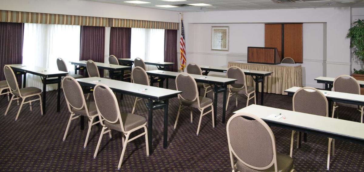 Ramada by Wyndham Nashville/Music Valley - image 7