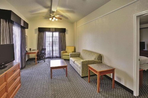 La Quinta Inn by Wyndham Nashville South - image 13