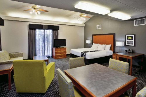 La Quinta Inn by Wyndham Nashville South - image 31
