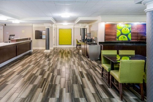 La Quinta Inn by Wyndham Nashville South - image 37