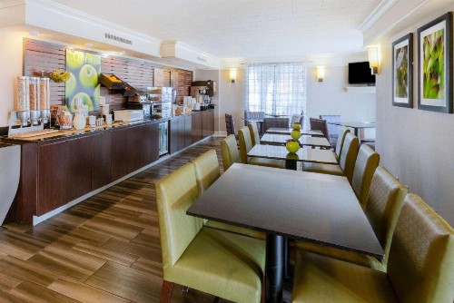 La Quinta Inn by Wyndham Nashville South - image 45