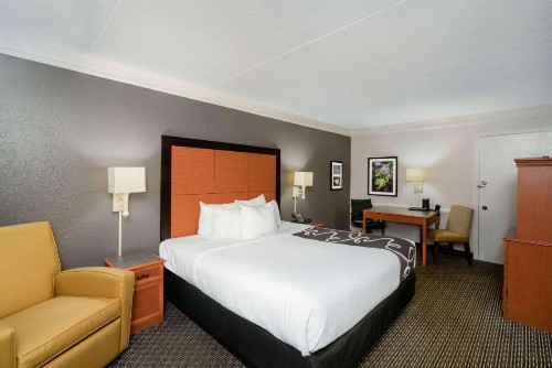 La Quinta Inn by Wyndham Nashville South - image 48