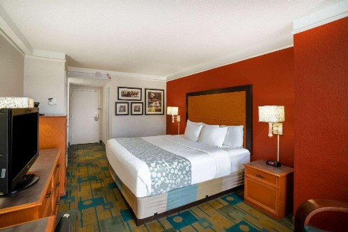 La Quinta by Wyndham Nashville Airport/Opryland - image 21