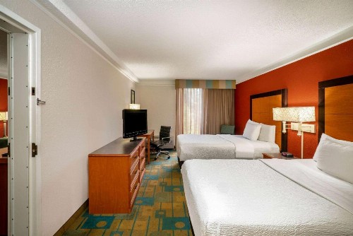 La Quinta by Wyndham Nashville Airport/Opryland - image 44