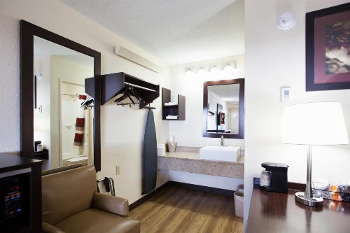 Red Roof Inn PLUS+ Nashville Fairgrounds - image 24