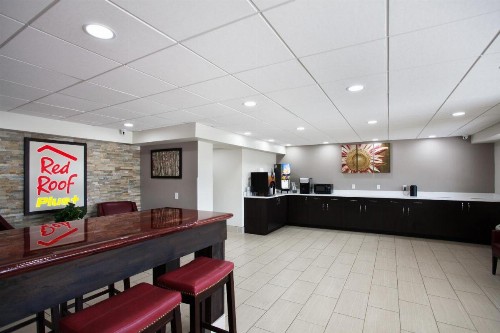 Red Roof Inn PLUS+ Nashville Fairgrounds - image 28