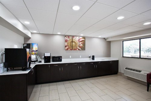 Red Roof Inn PLUS+ Nashville Fairgrounds - image 8