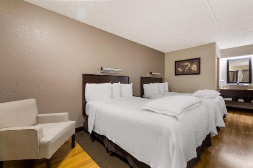 Red Roof Inn PLUS+ Nashville Airport - image 11