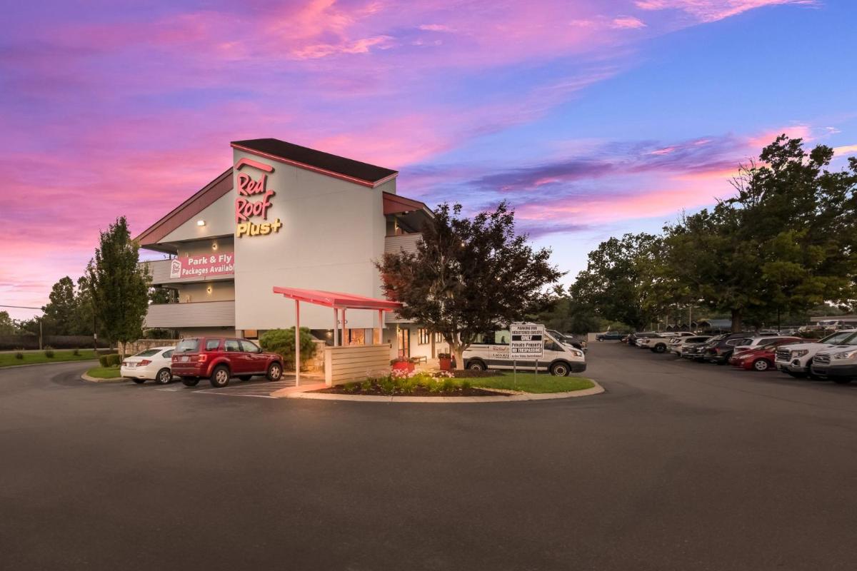 Red Roof Inn PLUS+ Nashville Airport - image 4