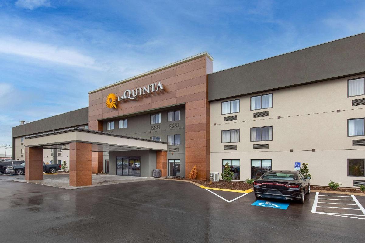 La Quinta by Wyndham Nashville Airport - image 2