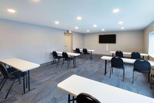 La Quinta by Wyndham Nashville Airport - image 22