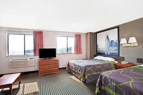 Super 8 by Wyndham Nashville/ Dntn/ Opryland Area - image 13