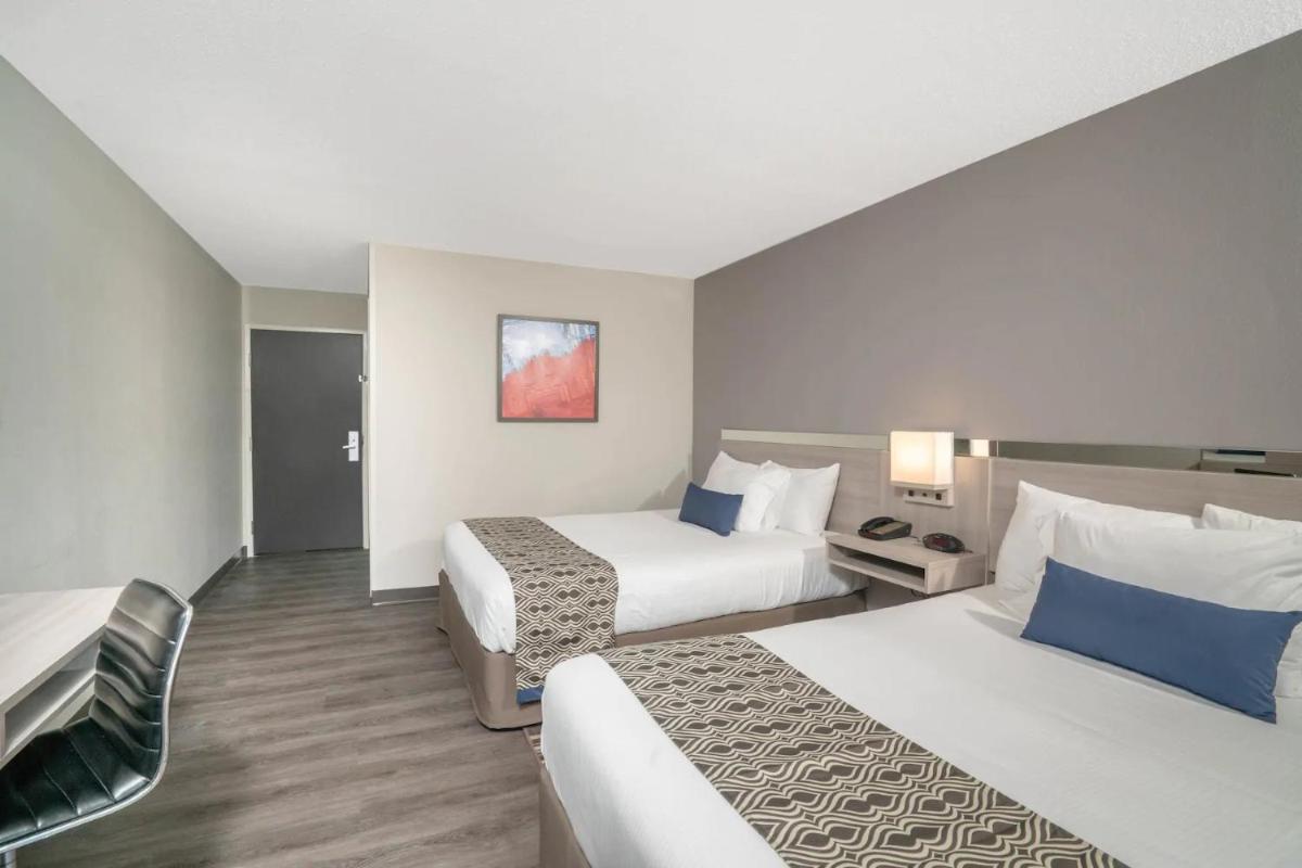 Microtel Inn & Suites by Wyndham Nashville - image 5