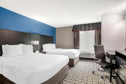 Comfort Suites Airport Nashville - image 4