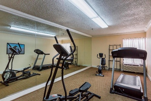 Red Roof Inn Nashville - Music City - image 14