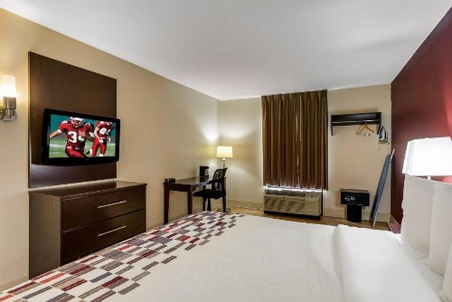 Red Roof Inn Nashville - Music City - image 16