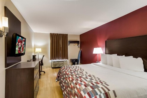Red Roof Inn Nashville - Music City - image 17