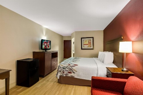 Red Roof Inn Nashville - Music City - image 19
