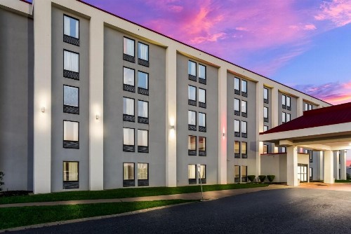 Red Roof Inn Nashville - Music City - image 6