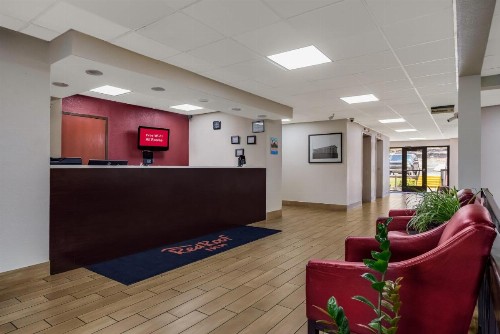 Red Roof Inn Nashville - Music City - image 9