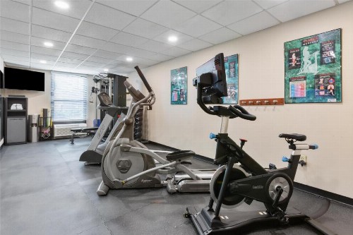 Best Western Plus Belle Meade Inn & Suites - image 12