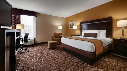 Best Western Plus Belle Meade Inn & Suites - image 15