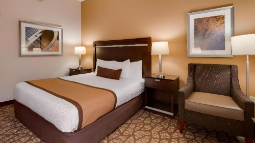 Best Western Plus Belle Meade Inn & Suites - image 21