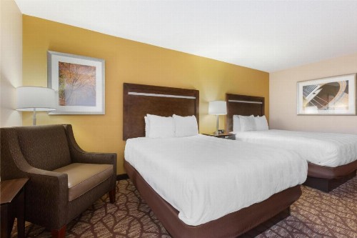 Best Western Plus Belle Meade Inn & Suites - image 50